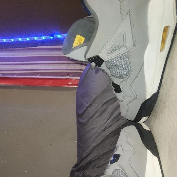 Jordan Gray Sneakers Mid-Top Nubuck Sneakers